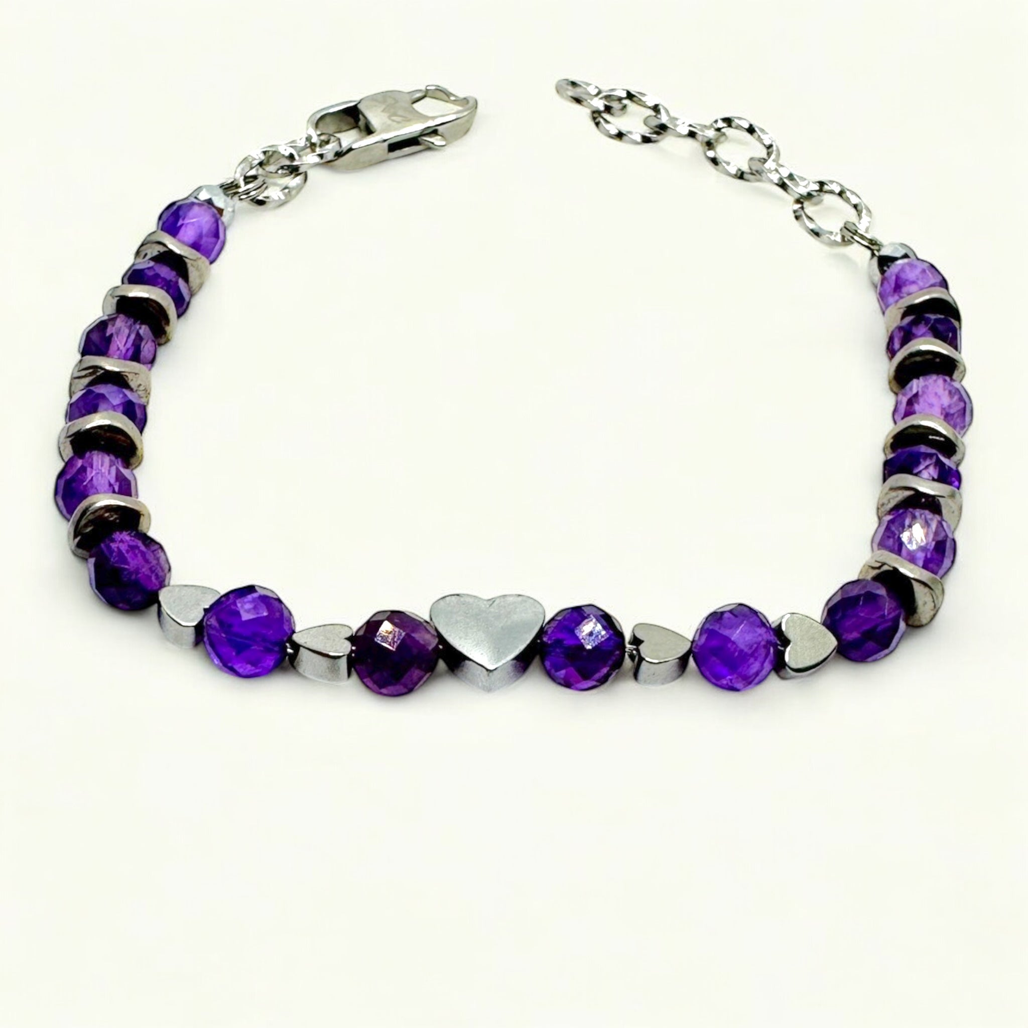 Bracciale Ametista Sfaccettata Bi-Misura con Cuori in Ematite Sharifa Crystals